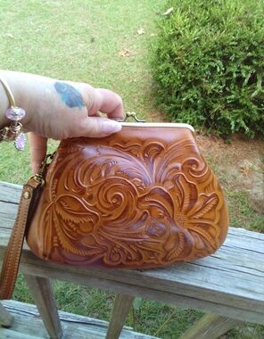 Patricia Nash Large KissLock Leather  Floral Embossed Clutch